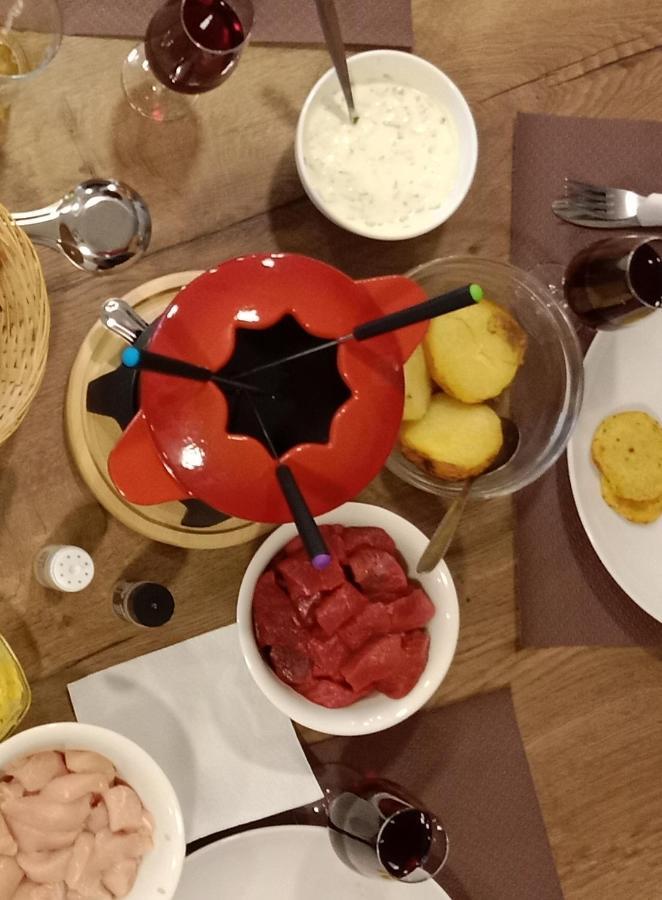 Les Chambres Du Bistro Du Canal Pleyben المظهر الخارجي الصورة