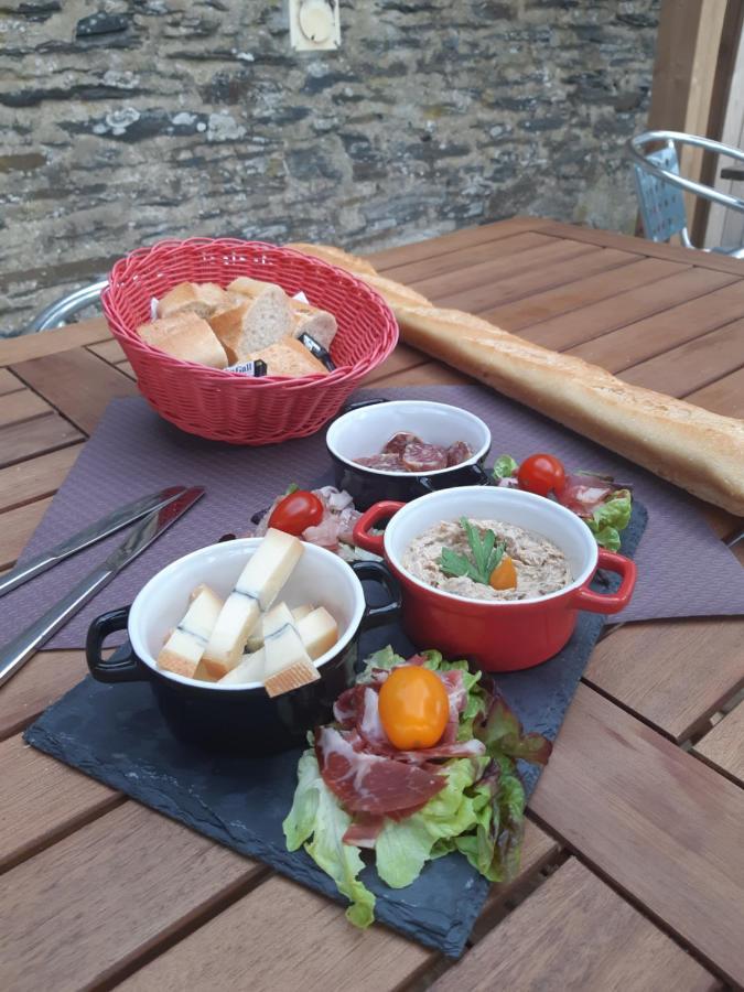 Les Chambres Du Bistro Du Canal Pleyben المظهر الخارجي الصورة